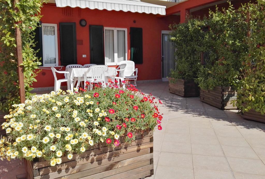 Borgo Antico Apartments Toscolano-Maderno Exterior foto